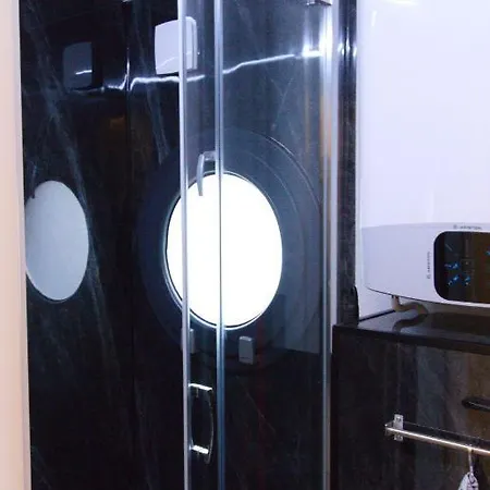 Hausboot Fjord Luna Mit Biosauna In Wendtorf