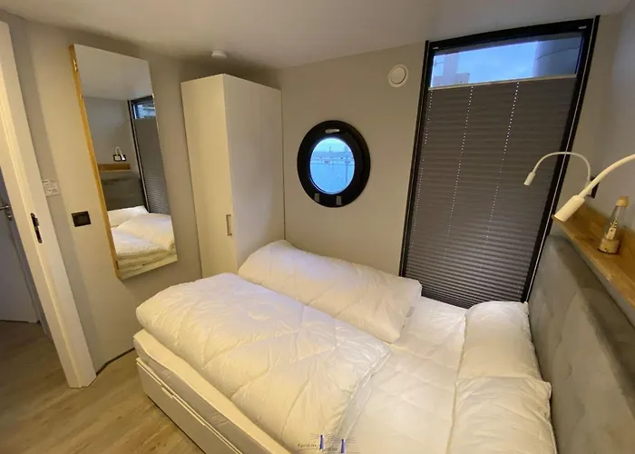 Hausboot Fjord Luna Mit Biosauna In Wendtorf